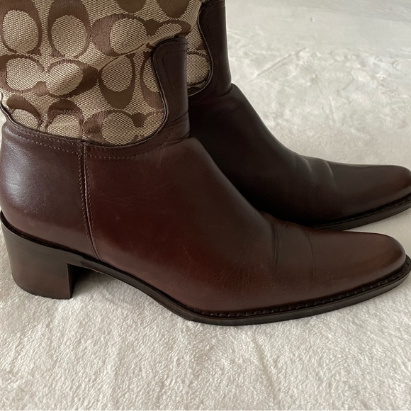 Coach Boots - Picture 2 of 7